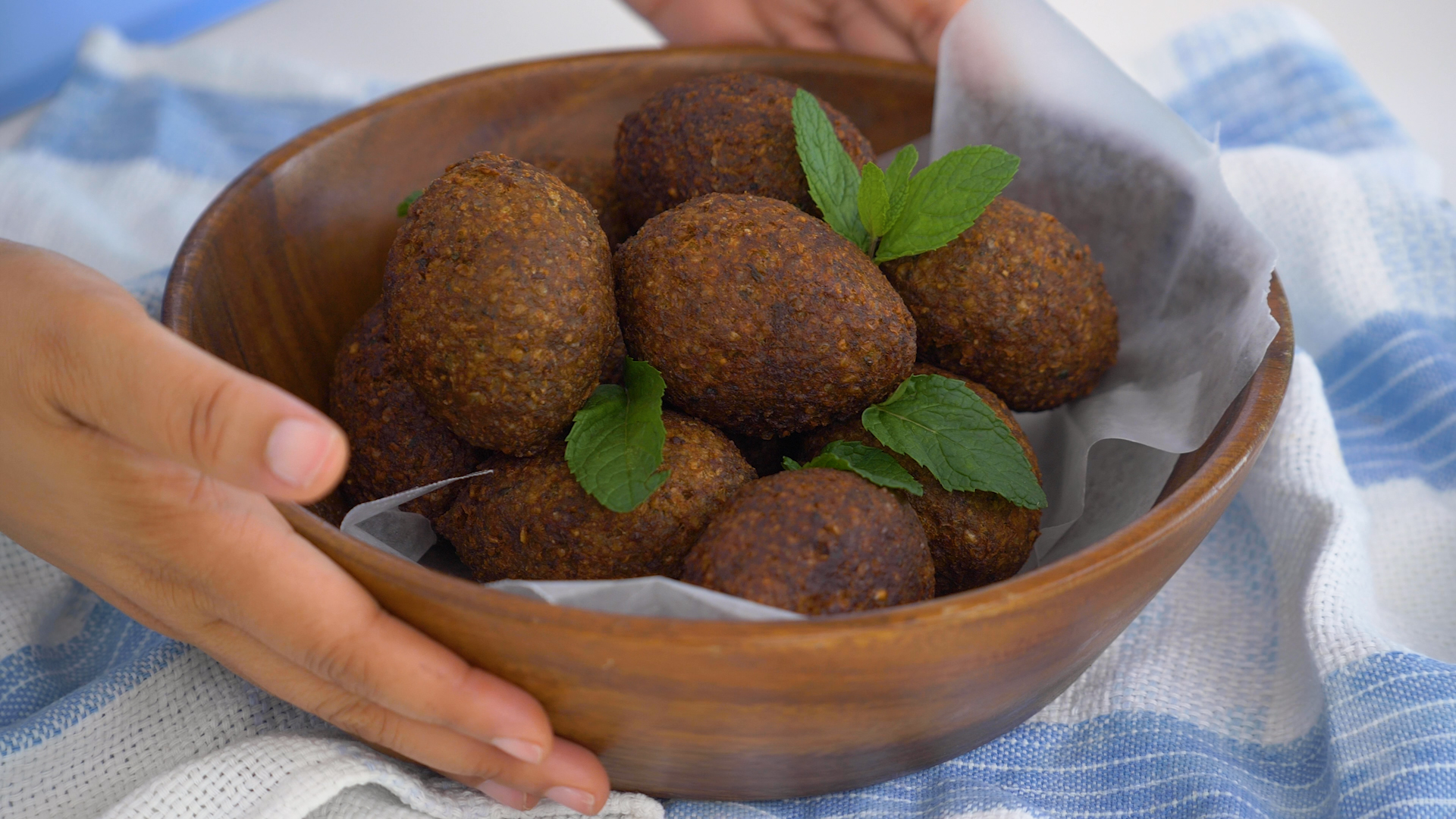 Receta de Kipes o Kibbeh al Estilo Dominicano – La Señora Bonita