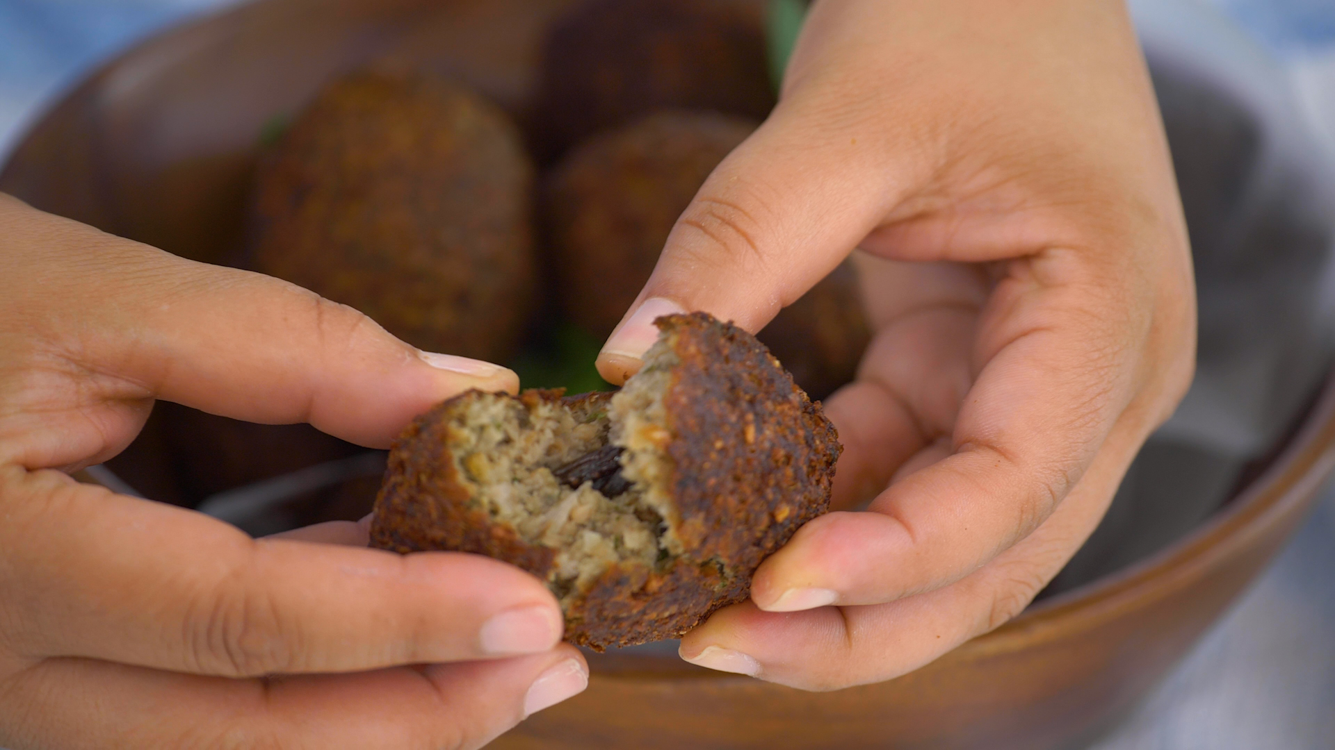 Sagrario TV: Kipes o Kibbeh al Estilo Dominicano - La Señora Bonita